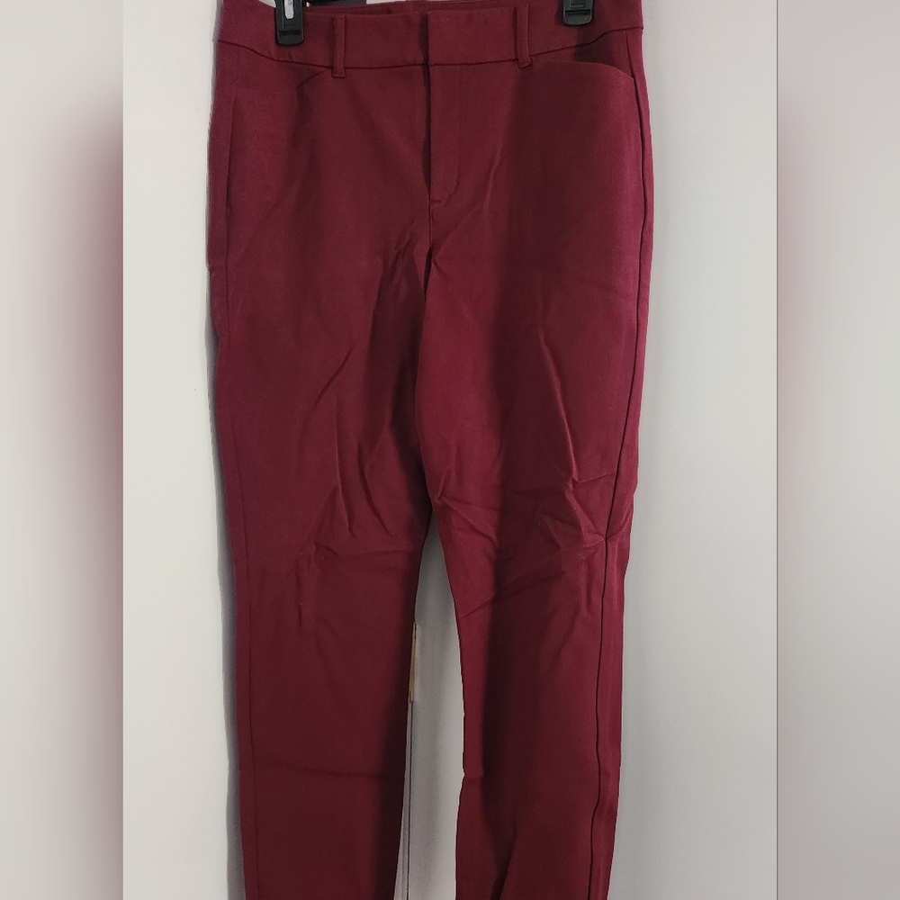 Old Navy High-Rise Pixie Pants in Burgundy/Wine Red